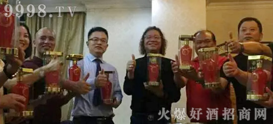 跨界合作力推“爆品”,福喜迎门酒强强联合上海望格国际!